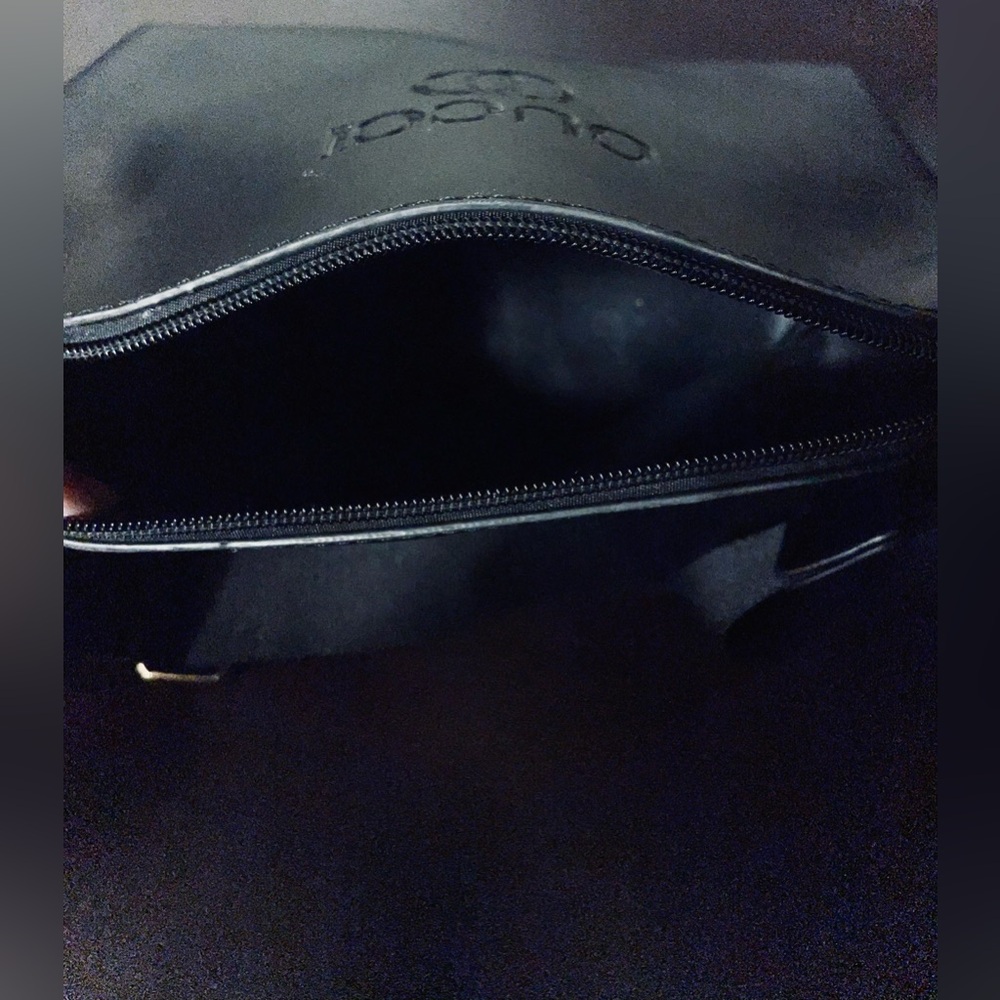 ✨ Black Faux Leather Crossbody Bag with Wide Strap – Trendy Everyday Purse✨ - Picture 5 of 5